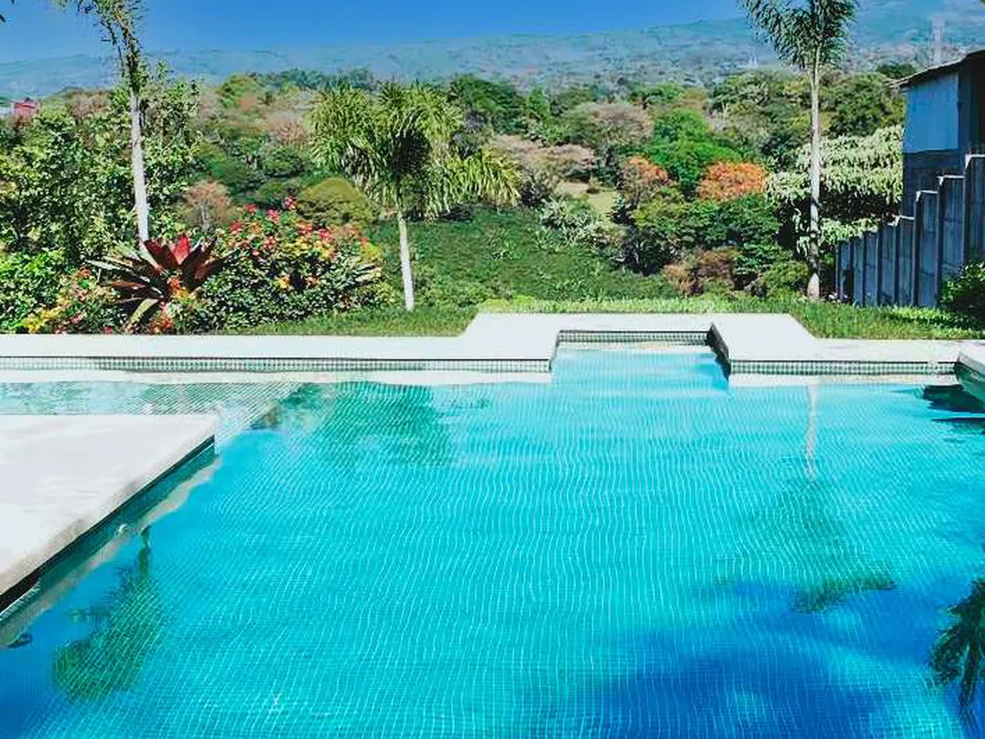 Grecia project on a monthly plan
