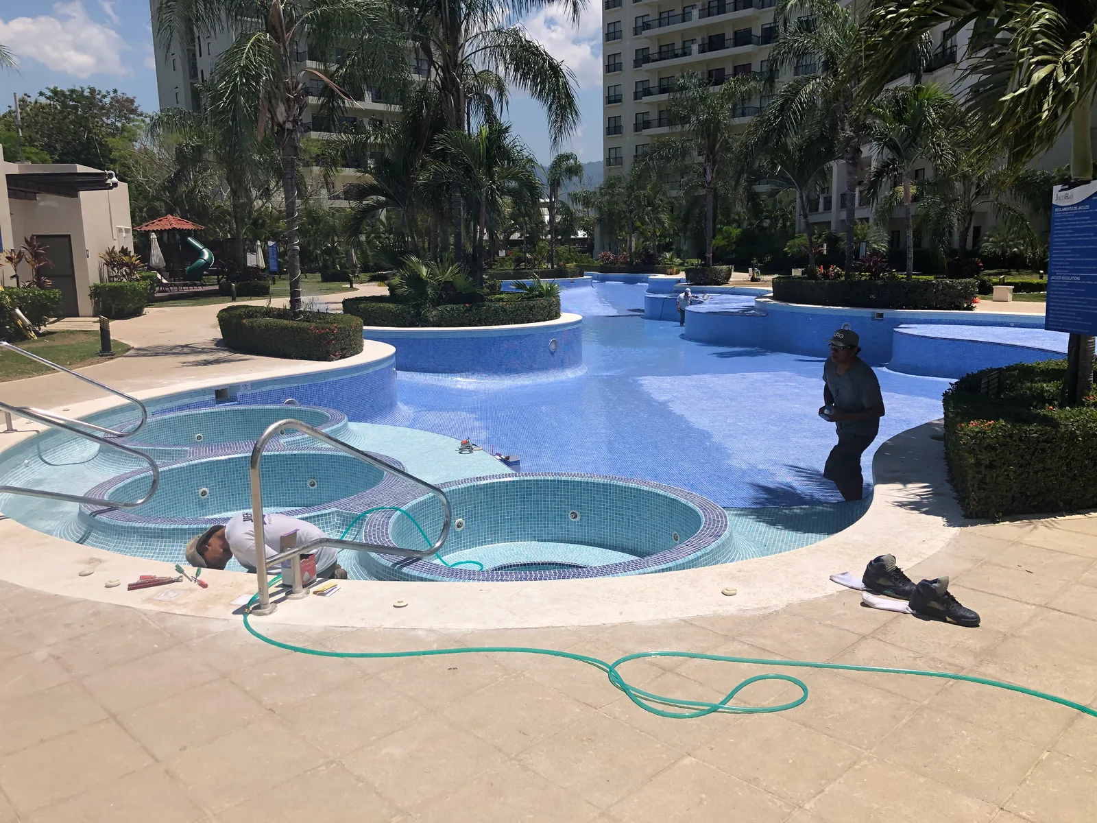 Acabados Jacó Bay — Garabito, Puntarenas