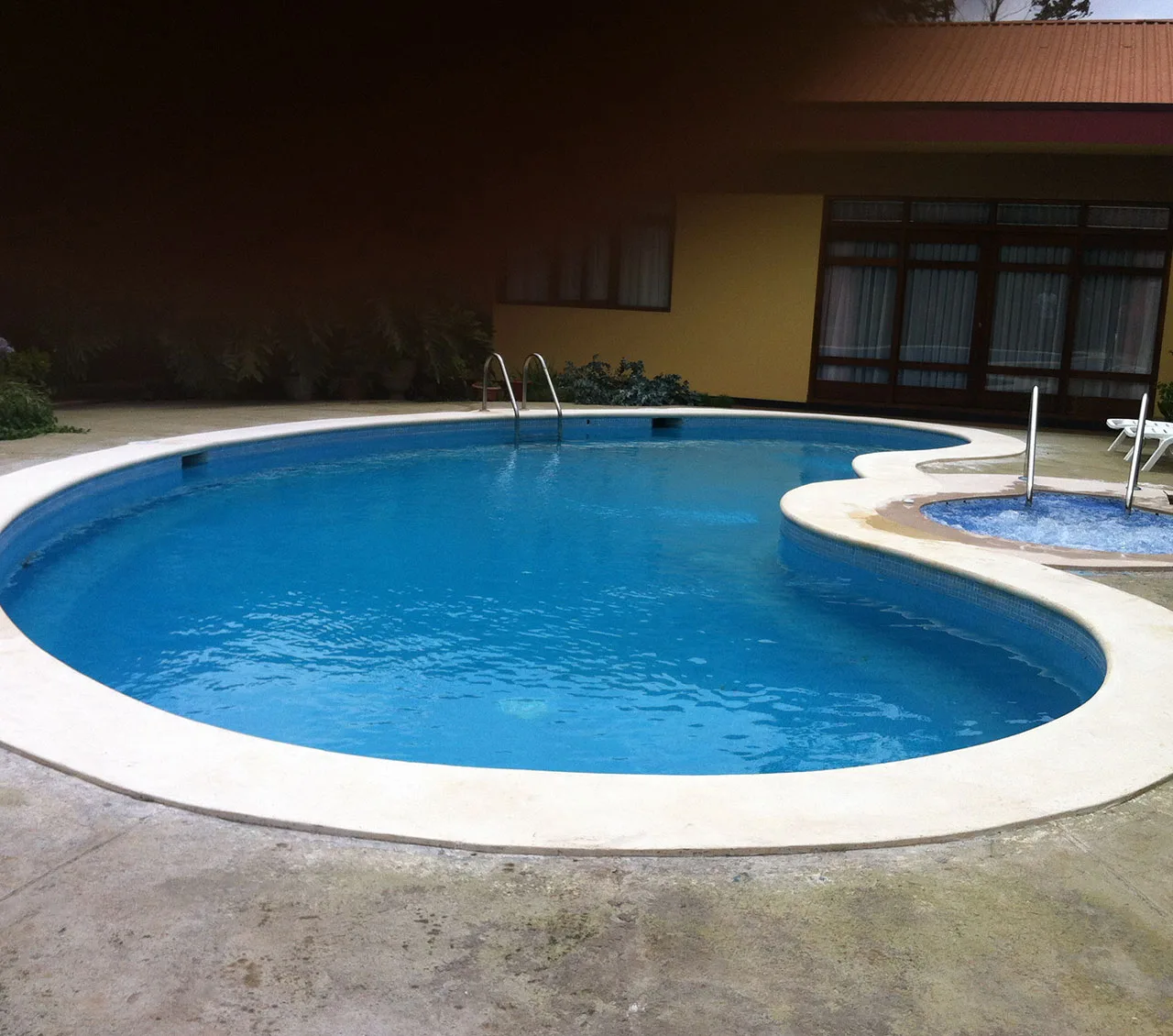 Acabados y Spa San Ramón, Alajuela — y Spa San Ramón, Alajuela