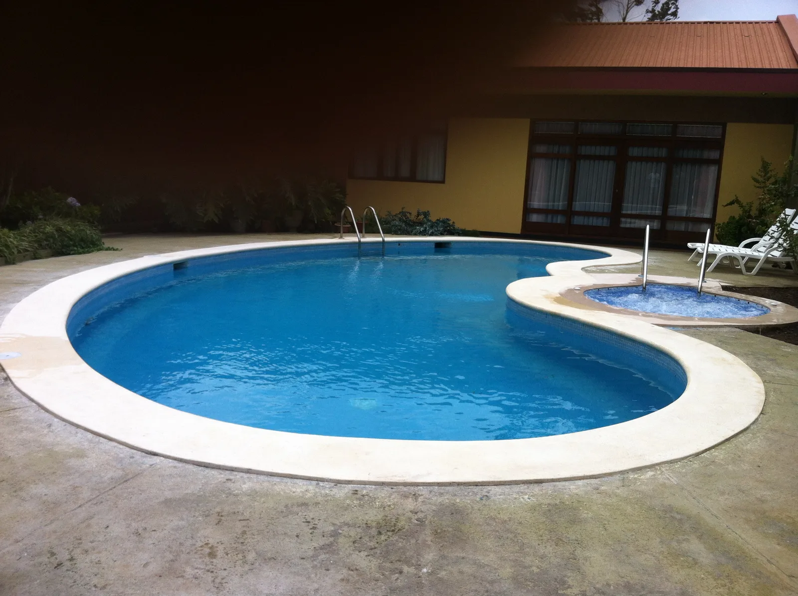 Acabados y Spa San Ramón, Alajuela — y Spa San Ramón, Alajuela
