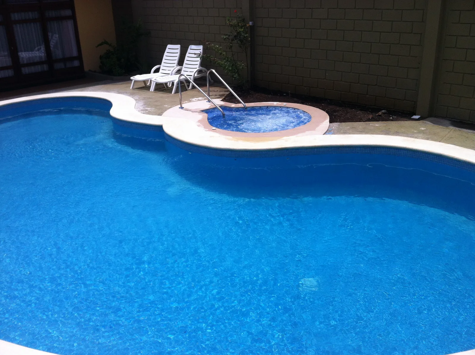 Acabados y Spa San Ramón, Alajuela — y Spa San Ramón, Alajuela